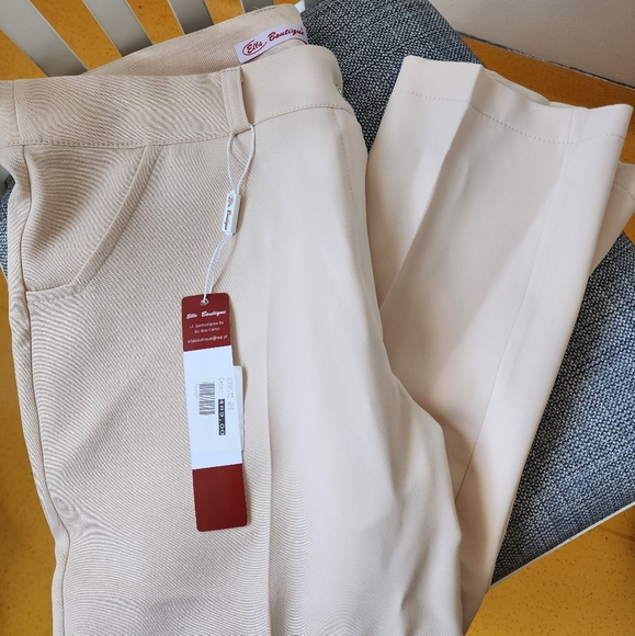 Suit set - Brand New - Picture 5 of 5